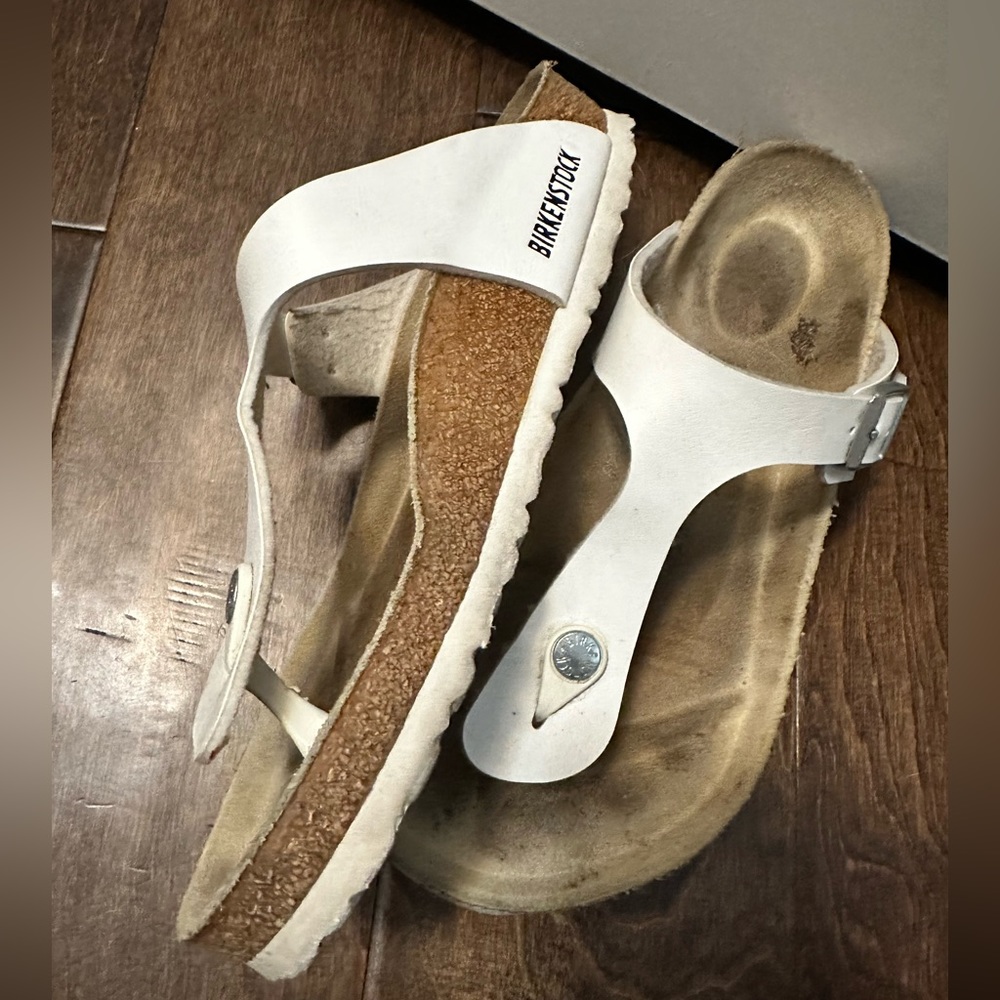 Birkenstocks size 39 white
